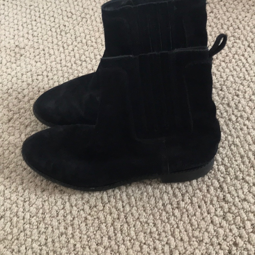 Black Boots